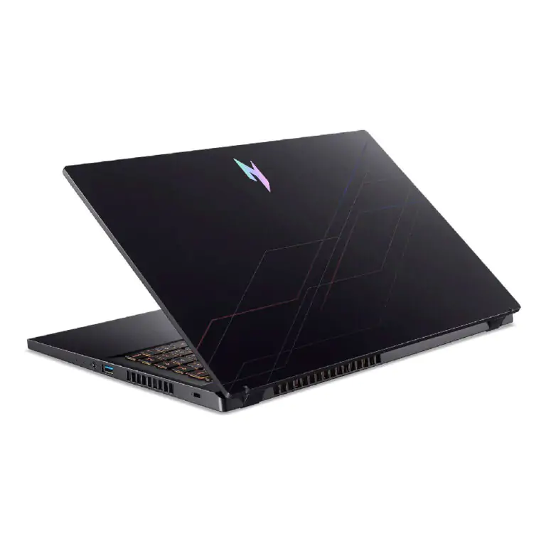 Acer Nitro V 16 AI ANV16 RTX 5070 / Ryzen 7 260
