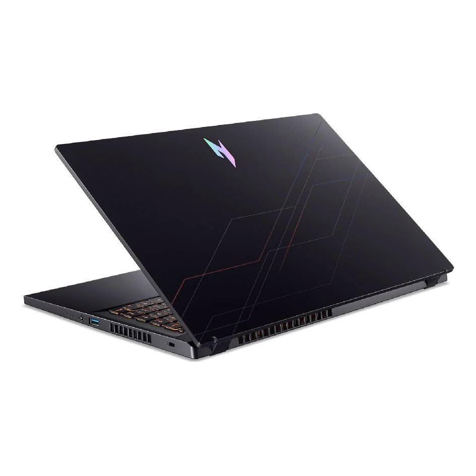 Acer Nitro V 16 AI ANV16 RTX 5070 / Ryzen 7 260