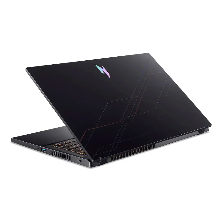 Acer Nitro V 16 AI ANV16 RTX 5070 / Ryzen 7 260